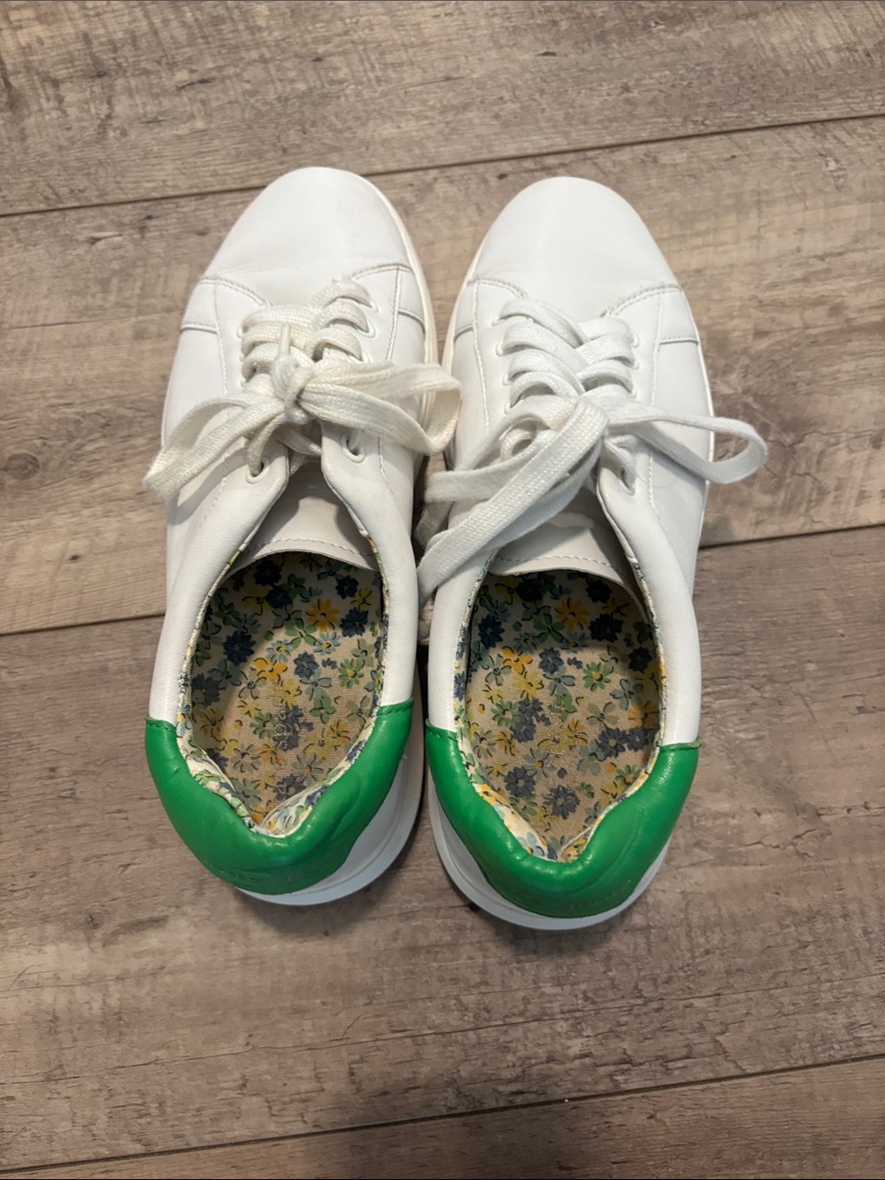 kate spade White and Green Leather Sneakers - Picture 4 of 6